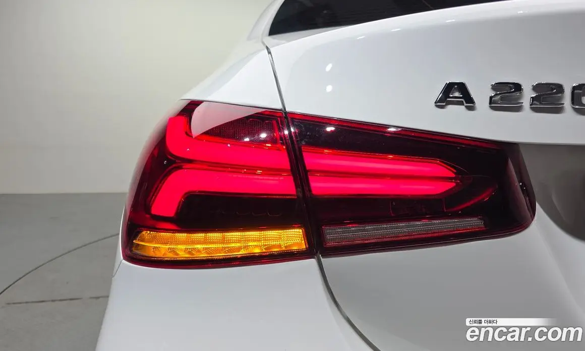 Mercedes-Benz A-Class 2020 2.0 автомат (гидро), фото 9 Mercedes-Benz A-Class 2020 2.0 автомат (гидро), фото 9