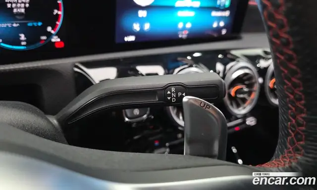 Mercedes-Benz A-Class 2022 2.0 автомат (гидро), миниатюра 12