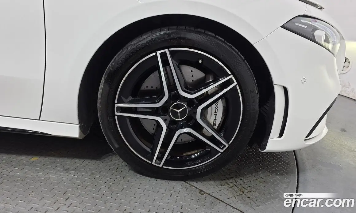 Mercedes-Benz A-Class 2022 2.0 автомат (гидро), фото 7 Mercedes-Benz A-Class 2022 2.0 автомат (гидро), фото 7