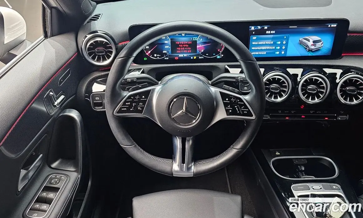 Mercedes-Benz A-Class 2023 2.0 автомат (гидро), фото 19 Mercedes-Benz A-Class 2023 2.0 автомат (гидро), фото 19