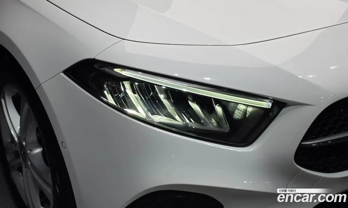 Mercedes-Benz A-Class 2023 2.0 автомат (гидро), фото 8 Mercedes-Benz A-Class 2023 2.0 автомат (гидро), фото 8