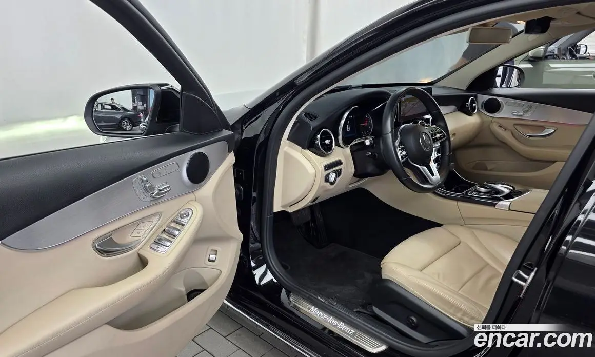 Mercedes-Benz C-Class 2020 1.9 автомат (гидро), фото 10 Mercedes-Benz C-Class 2020 1.9 автомат (гидро), фото 10
