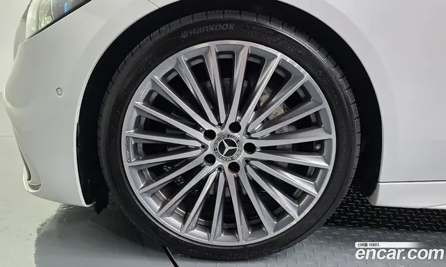 Mercedes-Benz C-Class 2023 2.0 автомат (гидро), миниатюра 5 Mercedes-Benz C-Class 2023 2.0 автомат (гидро), миниатюра 5