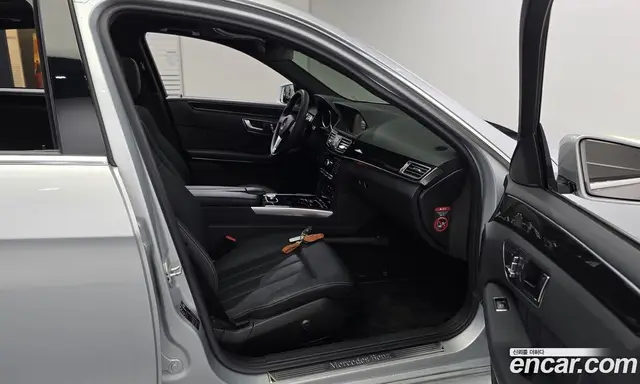 Mercedes-Benz E-Class 2013 3.5 автомат (гидро), миниатюра 12