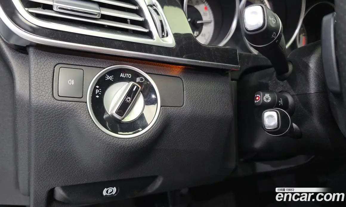 Mercedes-Benz E-Class 2013 3.5 автомат (гидро), фото 13 Mercedes-Benz E-Class 2013 3.5 автомат (гидро), фото 13