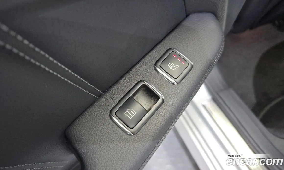 Mercedes-Benz E-Class 2013 3.5 автомат (гидро), фото 19 Mercedes-Benz E-Class 2013 3.5 автомат (гидро), фото 19