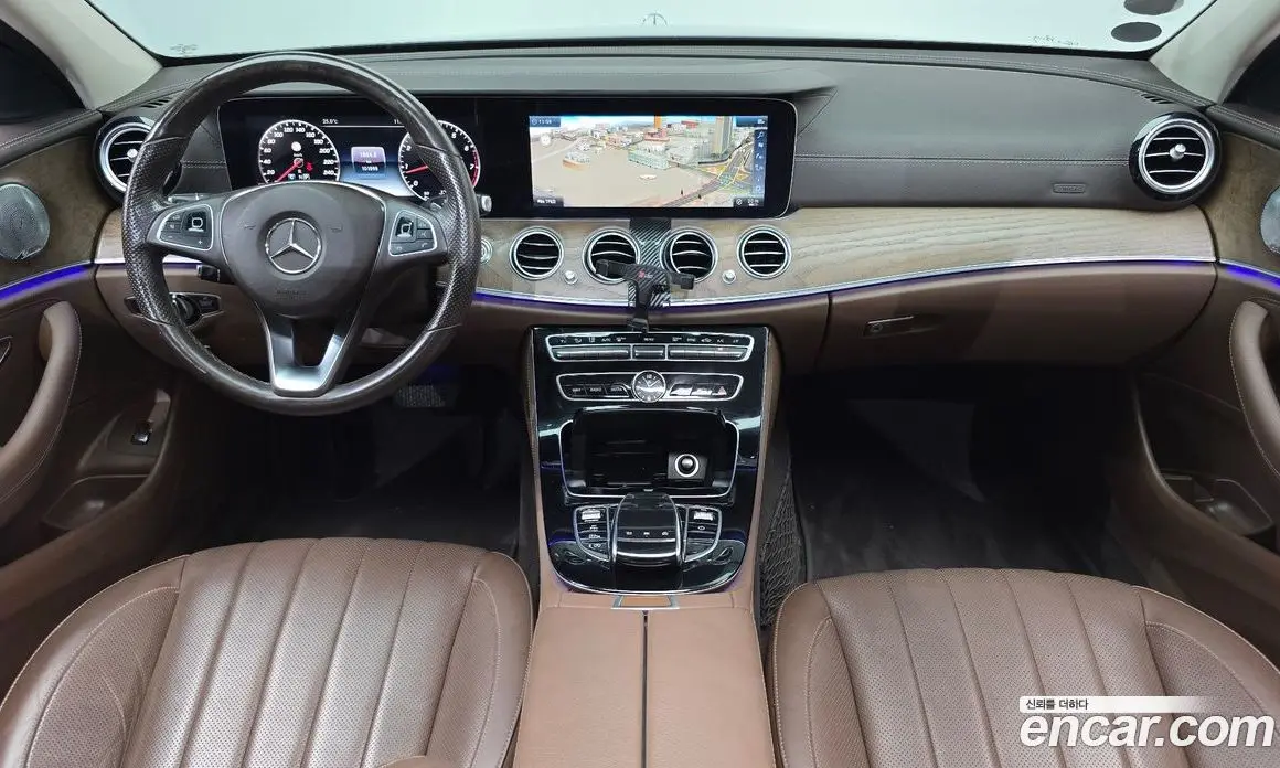 Mercedes-Benz E-Class 2017 2.0 автомат (гидро), фото 7 Mercedes-Benz E-Class 2017 2.0 автомат (гидро), фото 7