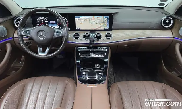 Mercedes-Benz E-Class 2017 2.0 автомат (гидро), миниатюра 7 Mercedes-Benz E-Class 2017 2.0 автомат (гидро), миниатюра 7