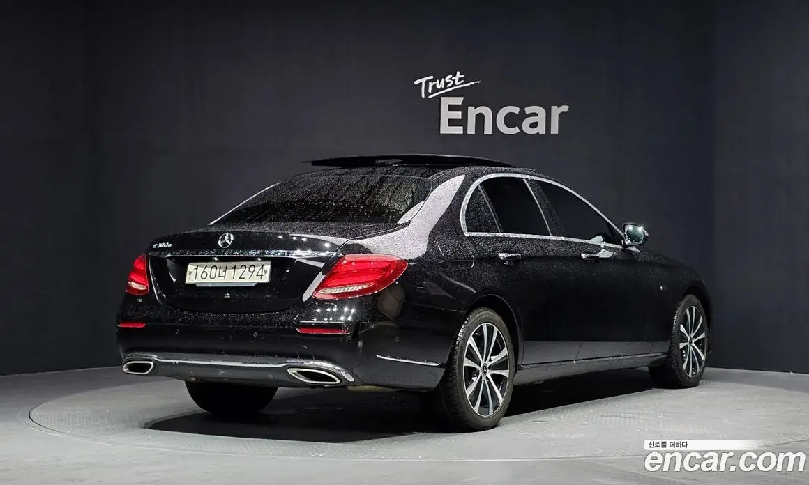 Mercedes-Benz E-Class 2019 2.0 автомат (гидро), фото 2 Mercedes-Benz E-Class 2019 2.0 автомат (гидро), фото 2