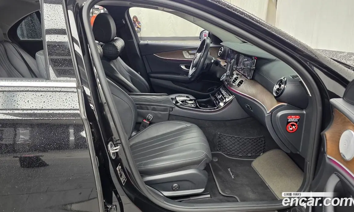 Mercedes-Benz E-Class 2019 2.0 автомат (гидро), фото 17 Mercedes-Benz E-Class 2019 2.0 автомат (гидро), фото 17