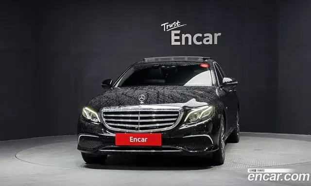 Mercedes-Benz E-Class 2019 2.0 автомат (гидро), миниатюра 3 Mercedes-Benz E-Class 2019 2.0 автомат (гидро), миниатюра 3