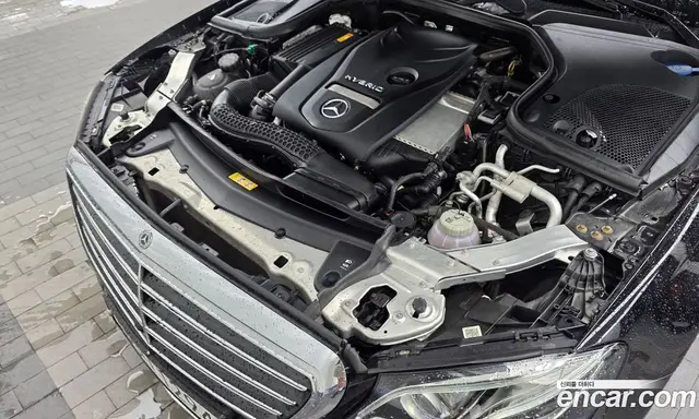 Mercedes-Benz E-Class 2019 2.0 автомат (гидро), миниатюра 6 Mercedes-Benz E-Class 2019 2.0 автомат (гидро), миниатюра 6