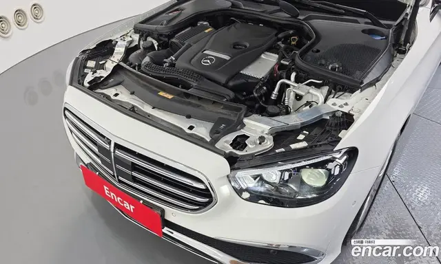 Mercedes-Benz E-Class 2022 2.0 автомат (гидро), миниатюра 6 Mercedes-Benz E-Class 2022 2.0 автомат (гидро), миниатюра 6