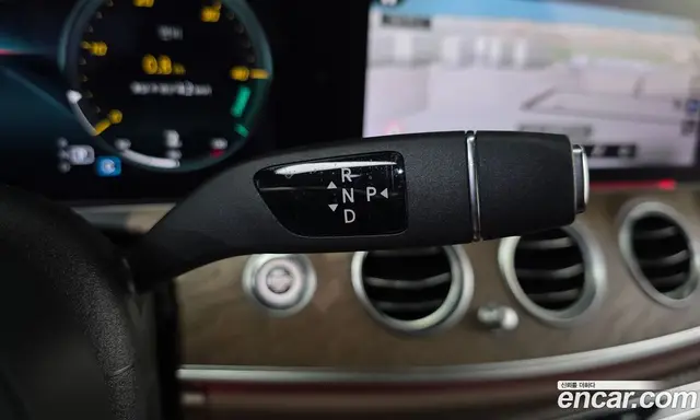 Mercedes-Benz E-Class 2022 2.0 автомат (гидро), миниатюра 9 Mercedes-Benz E-Class 2022 2.0 автомат (гидро), миниатюра 9