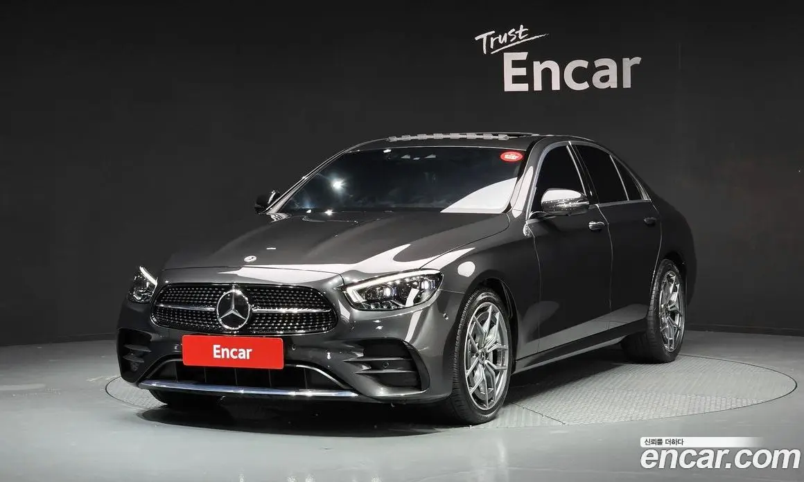 Mercedes-Benz E-Class 2022 1.9 автомат (гидро), фото 1 Mercedes-Benz E-Class 2022 1.9 автомат (гидро), фото 1