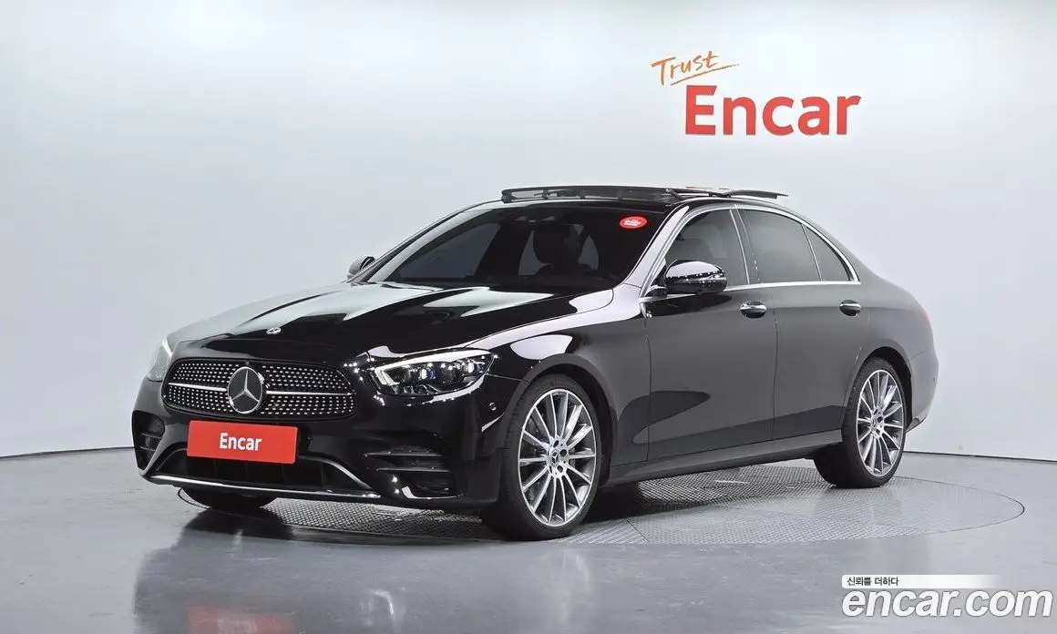 Mercedes-Benz E-Class 2022 2.0 автомат (гидро), фото 1 Mercedes-Benz E-Class 2022 2.0 автомат (гидро), фото 1