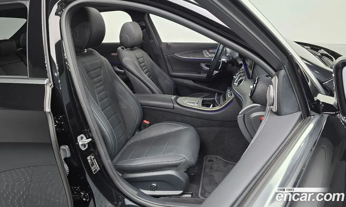Mercedes-Benz E-Class 2022 2.0 автомат (гидро), фото 17 Mercedes-Benz E-Class 2022 2.0 автомат (гидро), фото 17