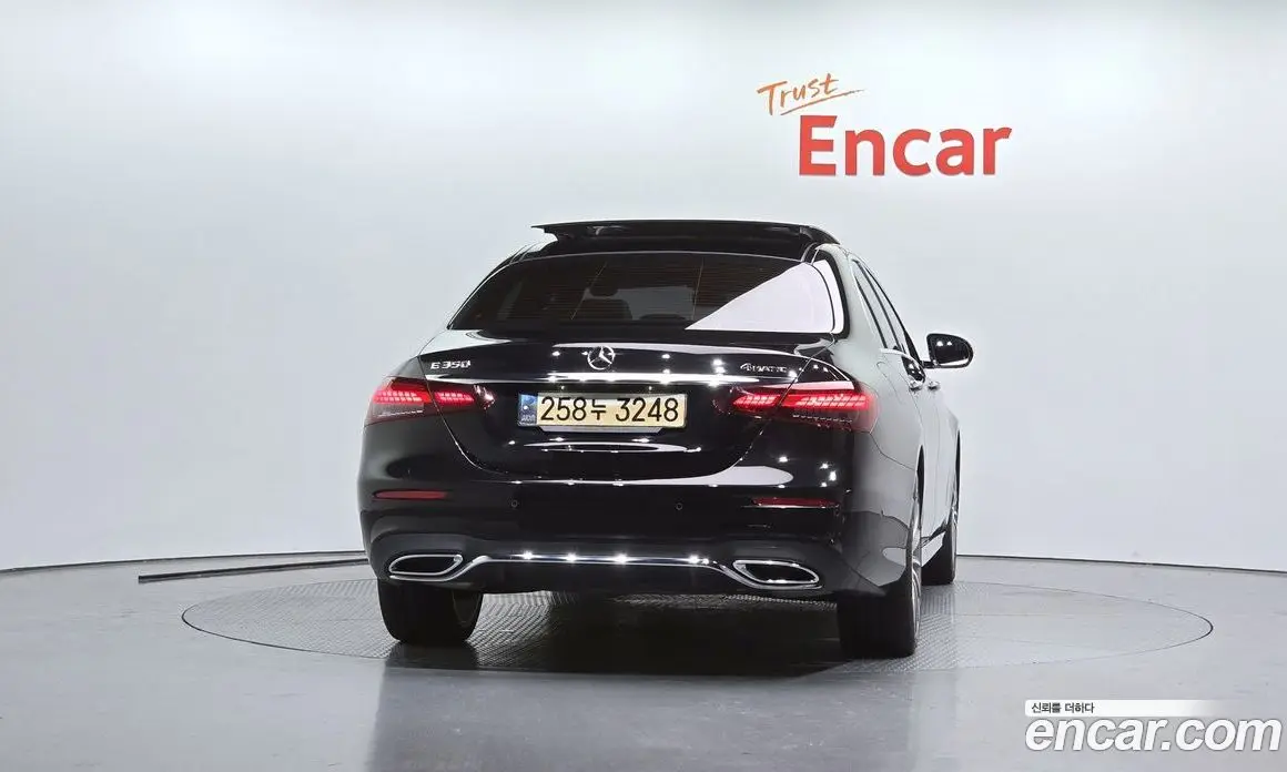 Mercedes-Benz E-Class 2022 2.0 автомат (гидро), фото 4 Mercedes-Benz E-Class 2022 2.0 автомат (гидро), фото 4