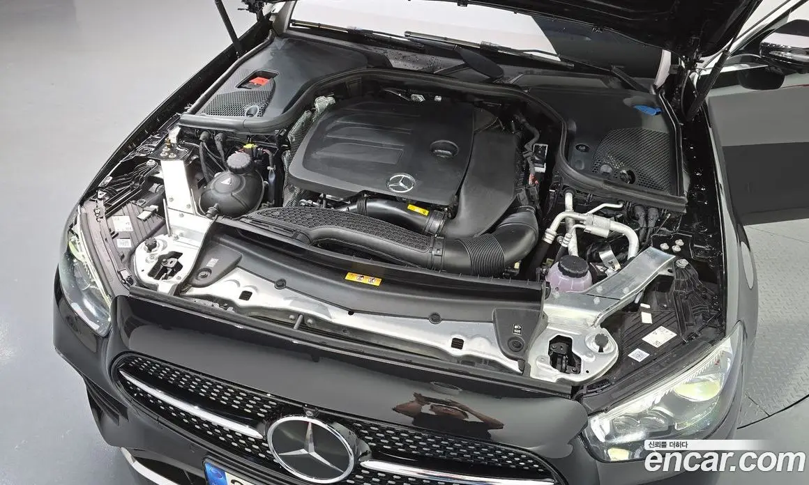 Mercedes-Benz E-Class 2022 2.0 автомат (гидро), фото 6 Mercedes-Benz E-Class 2022 2.0 автомат (гидро), фото 6