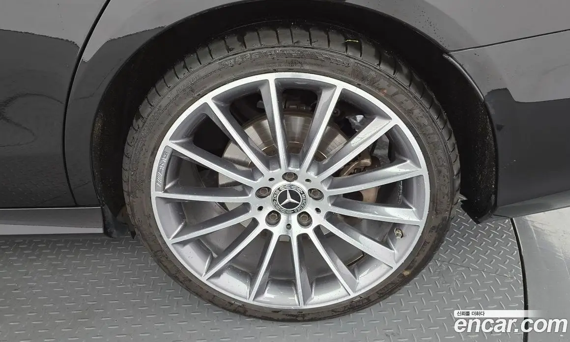 Mercedes-Benz E-Class 2022 2.0 автомат (гидро), фото 7 Mercedes-Benz E-Class 2022 2.0 автомат (гидро), фото 7