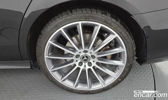 Mercedes-Benz E-Class 2022 2.0 автомат (гидро), миниатюра 7 Mercedes-Benz E-Class 2022 2.0 автомат (гидро), миниатюра 7
