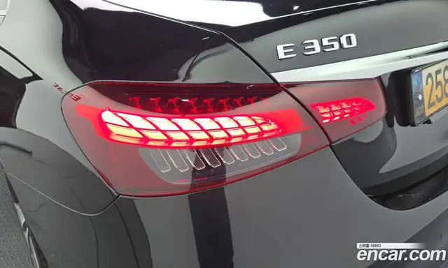 Mercedes-Benz E-Class 2022 2.0 автомат (гидро), миниатюра 9 Mercedes-Benz E-Class 2022 2.0 автомат (гидро), миниатюра 9