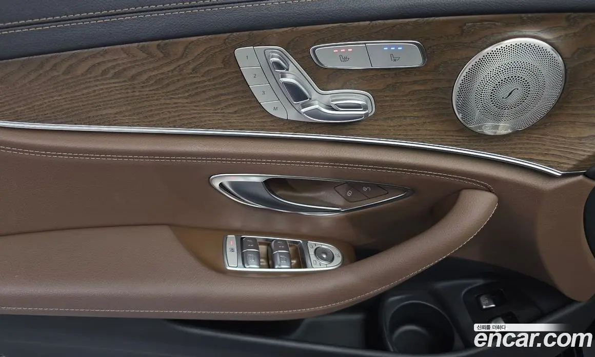 Mercedes-Benz E-Class 2023 2.0 автомат (гидро), фото 14 Mercedes-Benz E-Class 2023 2.0 автомат (гидро), фото 14