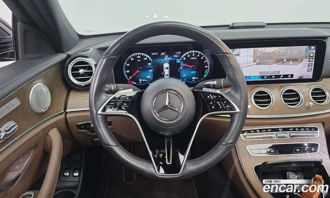 Mercedes-Benz E-Class 2023 2.0 автомат (гидро), фото 18 Mercedes-Benz E-Class 2023 2.0 автомат (гидро), фото 18