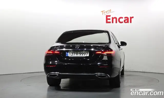 Mercedes-Benz E-Class 2023 2.0 автомат (гидро), миниатюра 4 Mercedes-Benz E-Class 2023 2.0 автомат (гидро), миниатюра 4