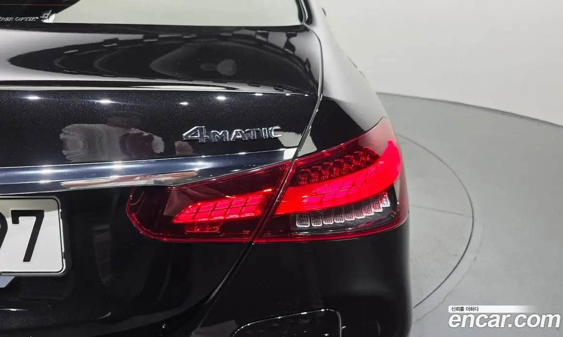 Mercedes-Benz E-Class 2023 2.0 автомат (гидро), фото 9 Mercedes-Benz E-Class 2023 2.0 автомат (гидро), фото 9