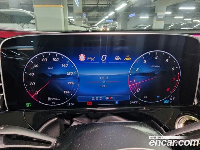 Mercedes-Benz E-Class 2025 2.0 автомат (гидро), миниатюра 11
