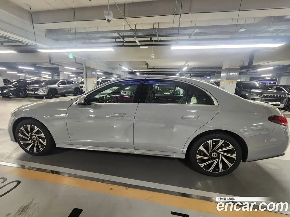 Mercedes-Benz E-Class 2025 2.0 автомат (гидро), фото 4