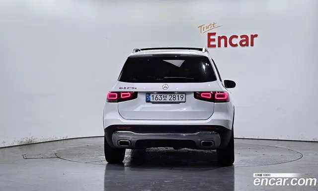 Mercedes-Benz GLB-Class 2022 1.9 автомат (гидро), миниатюра 4