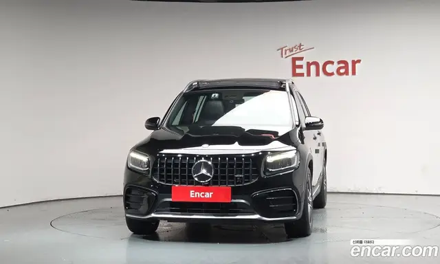 Mercedes-Benz GLB-Class 2025 2.0 автомат (гидро), миниатюра 2