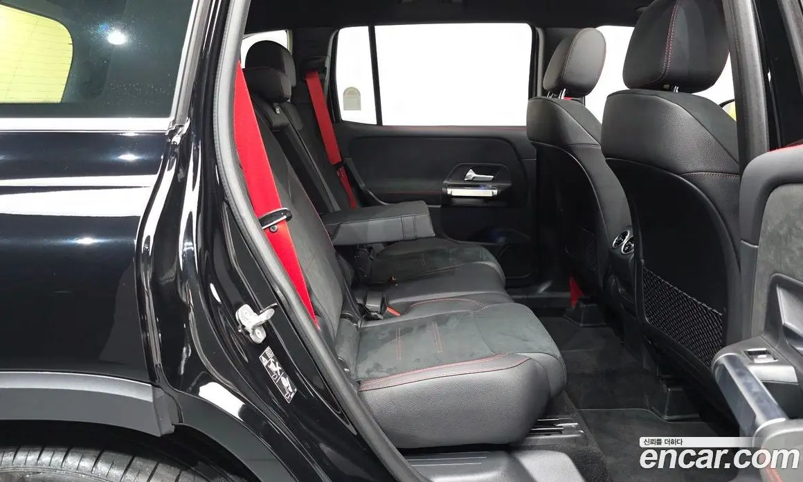 Mercedes-Benz GLB-Class 2025 2.0 автомат (гидро), фото 16