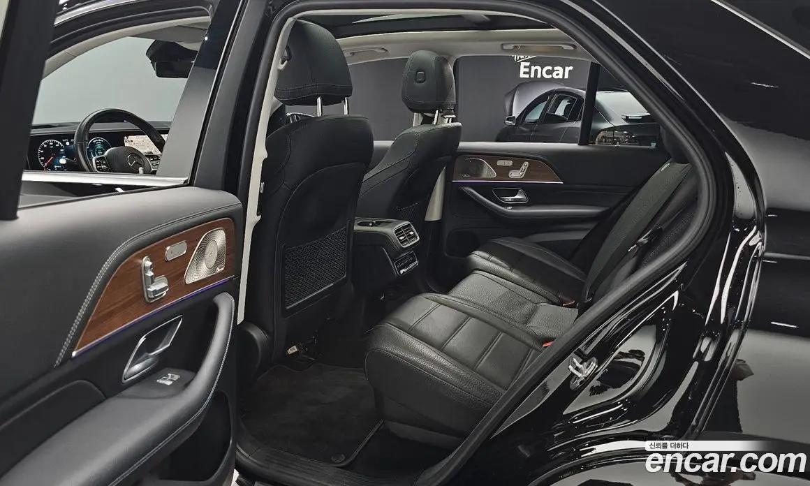 Mercedes-Benz GLE-Class 2021 3.0 автомат (гидро), фото 18 Mercedes-Benz GLE-Class 2021 3.0 автомат (гидро), фото 18