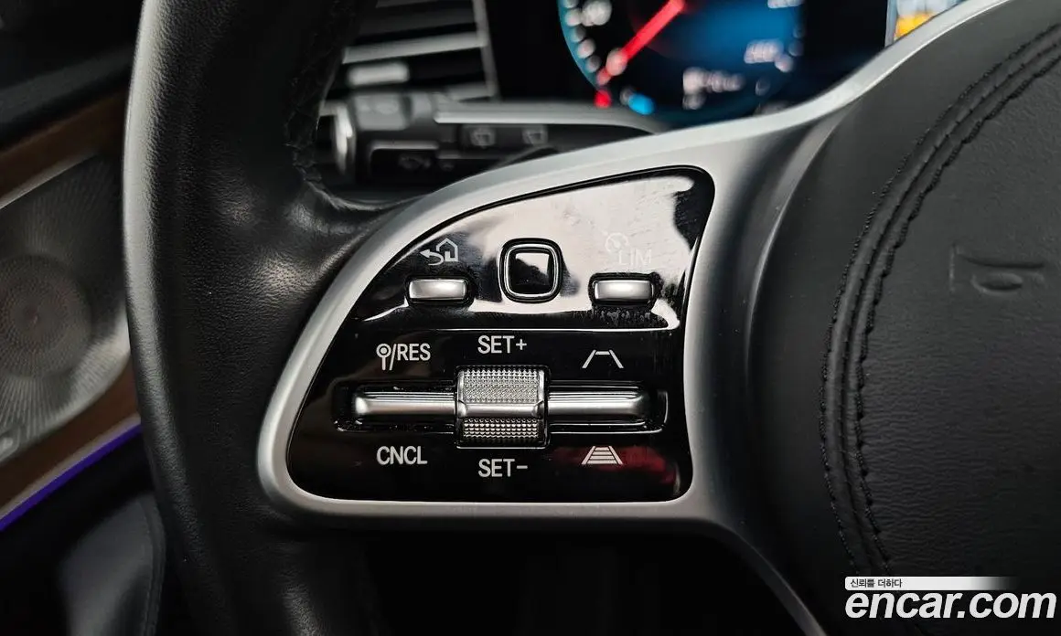 Mercedes-Benz GLE-Class 2021 3.0 автомат (гидро), фото 34 Mercedes-Benz GLE-Class 2021 3.0 автомат (гидро), фото 34