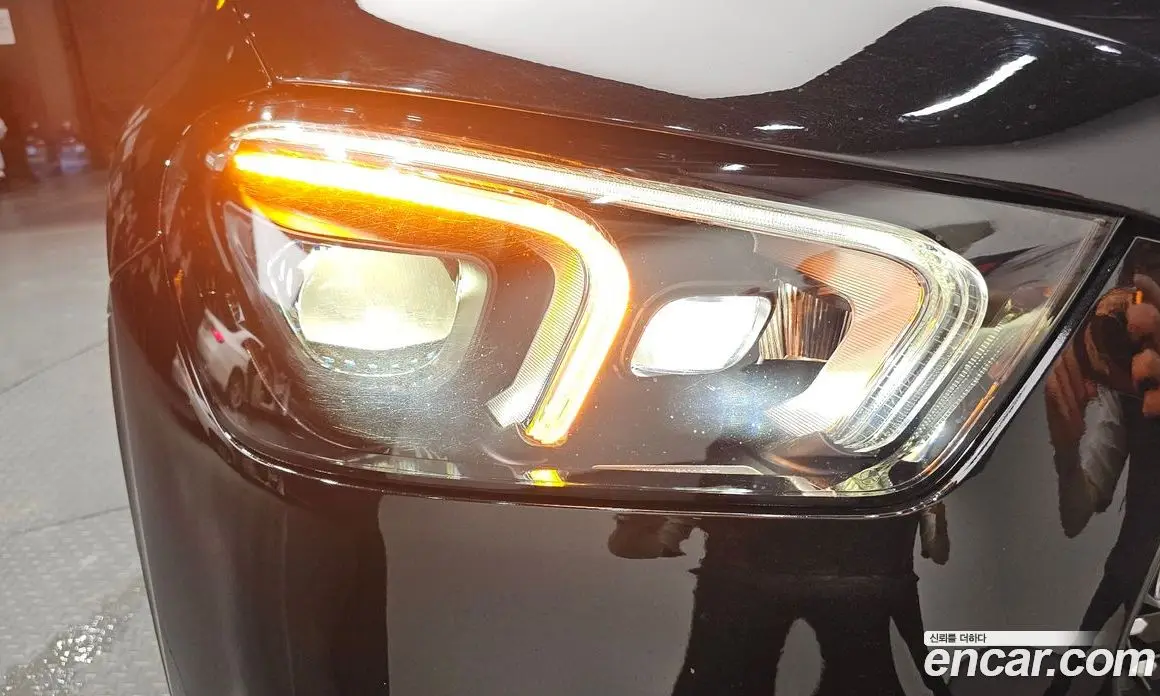 Mercedes-Benz GLE-Class 2021 3.0 автомат (гидро), фото 8 Mercedes-Benz GLE-Class 2021 3.0 автомат (гидро), фото 8