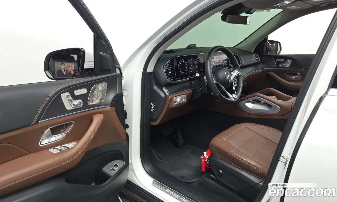 Mercedes-Benz GLE-Class 2025 3.0 автомат (гидро), фото 12 Mercedes-Benz GLE-Class 2025 3.0 автомат (гидро), фото 12