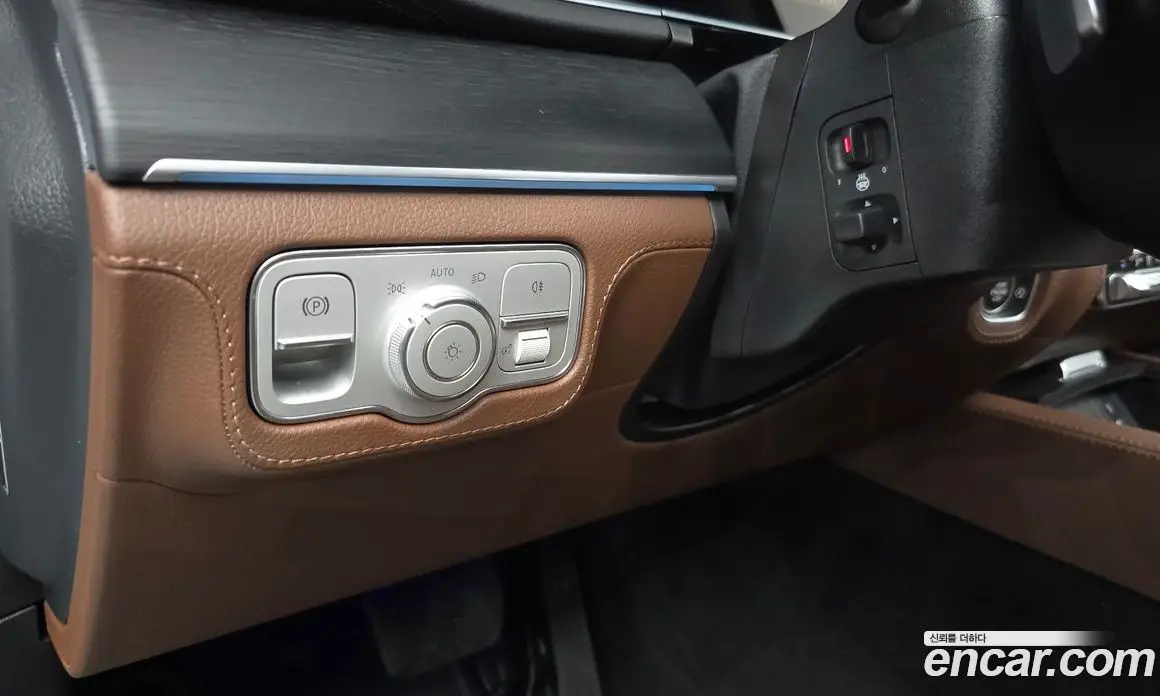 Mercedes-Benz GLE-Class 2025 3.0 автомат (гидро), фото 26 Mercedes-Benz GLE-Class 2025 3.0 автомат (гидро), фото 26