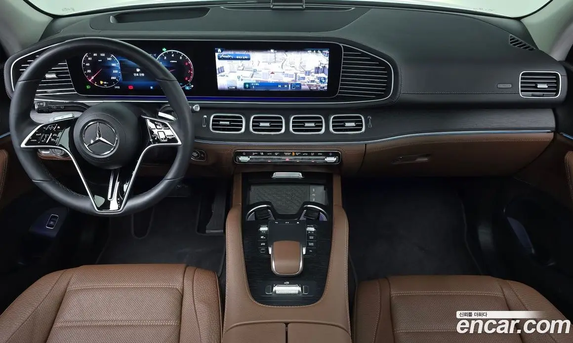 Mercedes-Benz GLE-Class 2025 3.0 автомат (гидро), фото 9 Mercedes-Benz GLE-Class 2025 3.0 автомат (гидро), фото 9