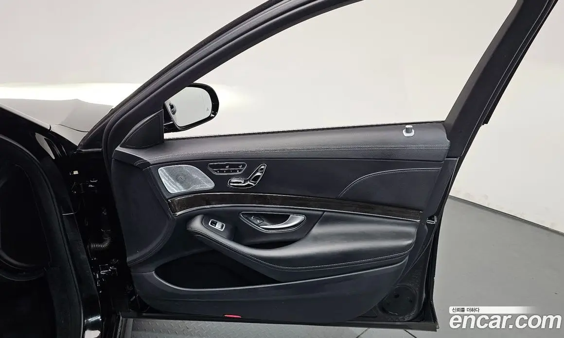 Mercedes-Benz S-Class 2017 4.7 автомат (гидро), фото 14 Mercedes-Benz S-Class 2017 4.7 автомат (гидро), фото 14