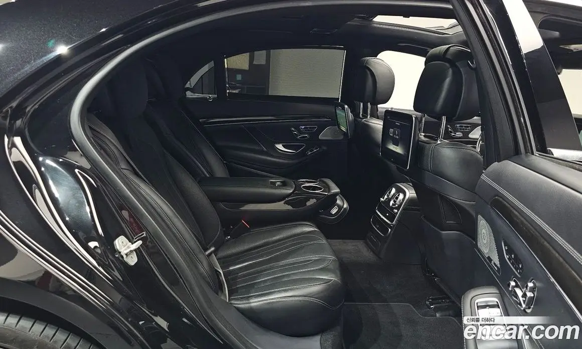 Mercedes-Benz S-Class 2017 4.7 автомат (гидро), фото 17 Mercedes-Benz S-Class 2017 4.7 автомат (гидро), фото 17