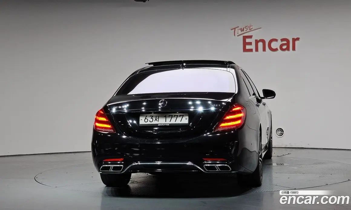 Mercedes-Benz S-Class 2017 4.7 автомат (гидро), фото 4 Mercedes-Benz S-Class 2017 4.7 автомат (гидро), фото 4