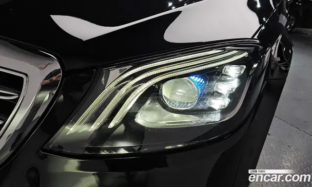 Mercedes-Benz S-Class 2017 4.7 автомат (гидро), миниатюра 8 Mercedes-Benz S-Class 2017 4.7 автомат (гидро), миниатюра 8
