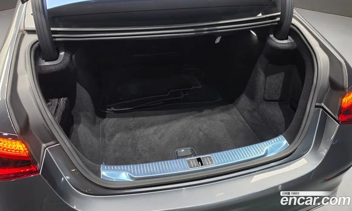 Mercedes-Benz S-Class 2022 4.0 автомат (гидро), фото 30