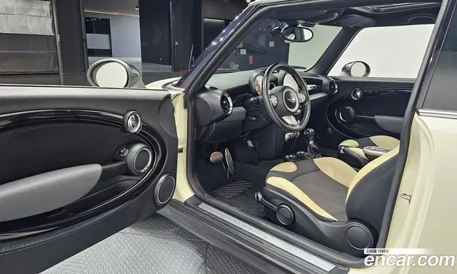 Mini Clubman 2010 1.6 автомат (гидро), миниатюра 10