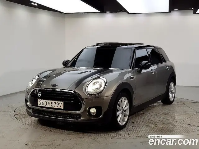 Mini Clubman 2017 2.0 автомат (гидро), миниатюра 1