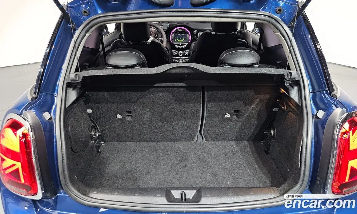 Mini Cooper 2015 1.5 автомат (гидро), фото 20 Mini Cooper 2015 1.5 автомат (гидро), фото 20