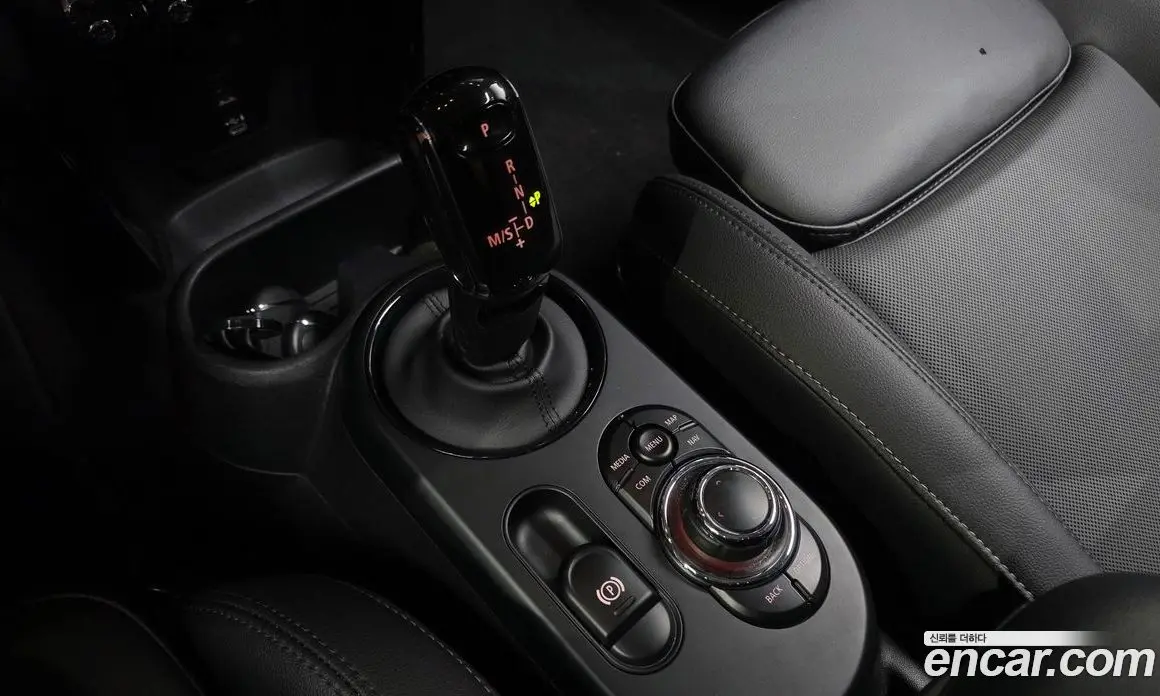 Mini Cooper 2021 2.0 автомат (гидро), фото 12